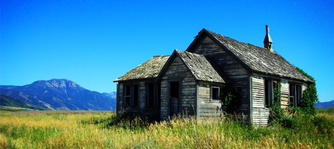 Tips to buying an old home and renovating it Tips to buying an old home and renovating it