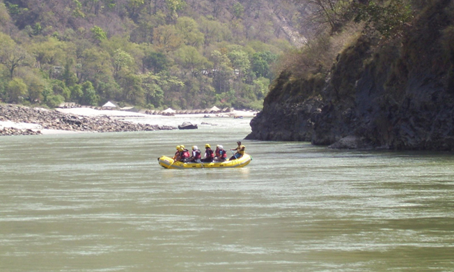 Rafting in the Ganges near Rishikesh Rafting in the Ganges near Rishikesh