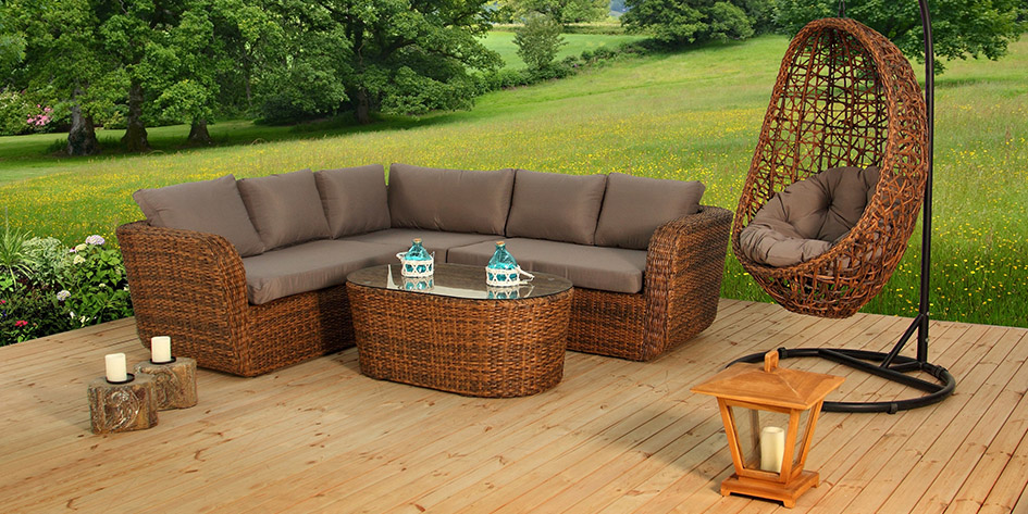 Holiday Home Outdoor Furniture, Garden Furniture Material