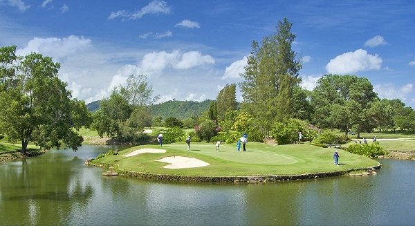 Phuket Country Club