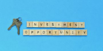 8 Investing Lessons From Legendary Real Estate Investor Sam Zell!