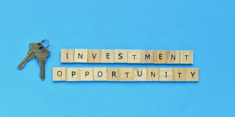 8 Investing Lessons From Legendary Real Estate Investor Sam Zell!